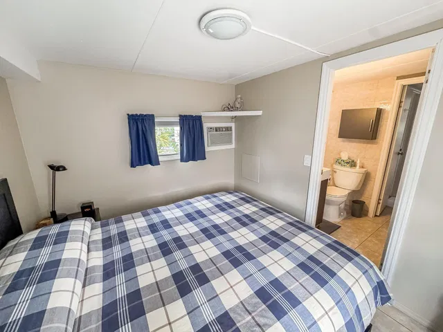 Residence photo 12
