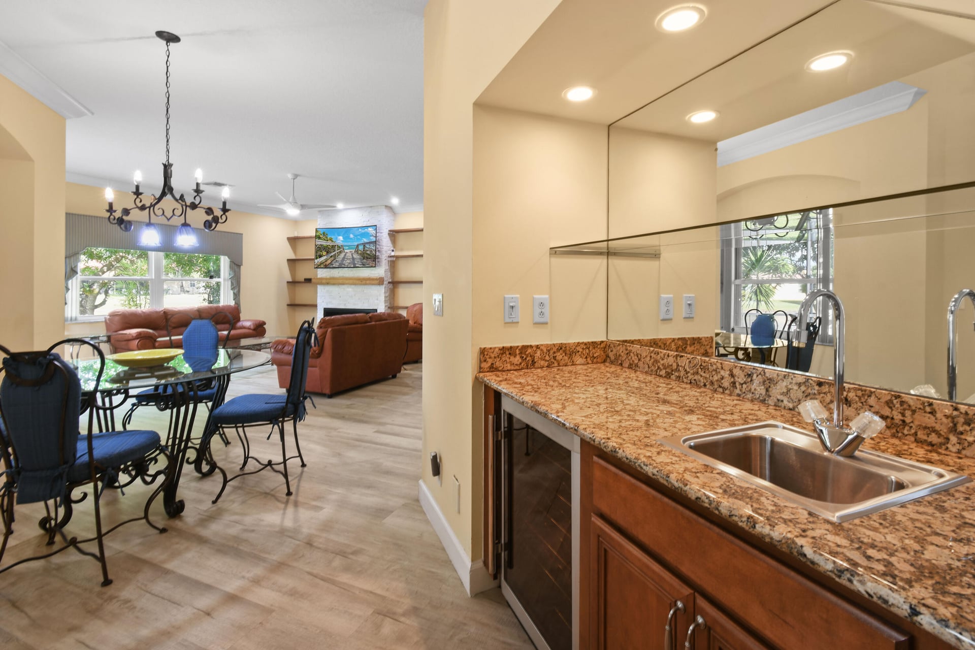 Residence photo 15
