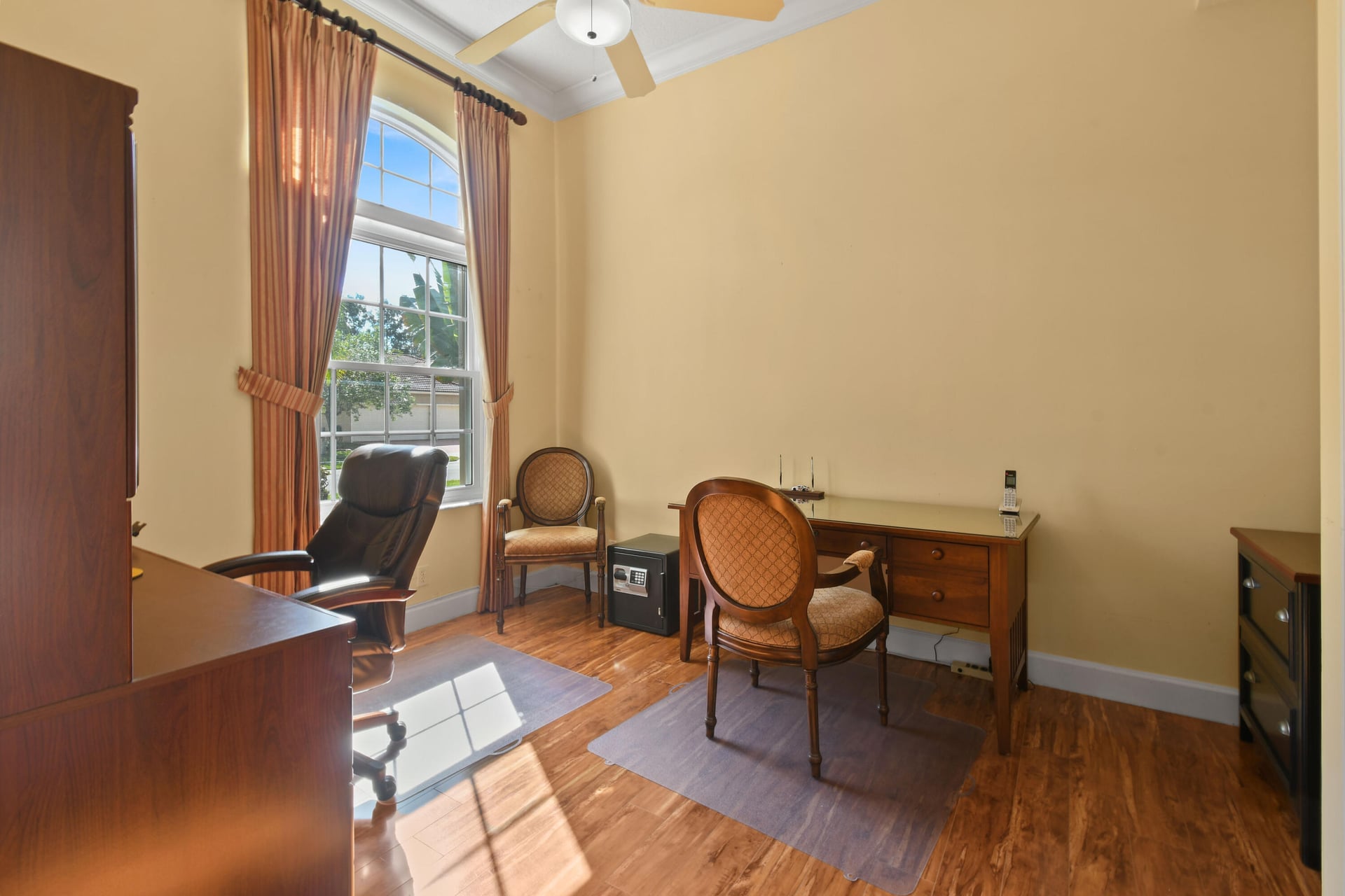 Residence photo 30