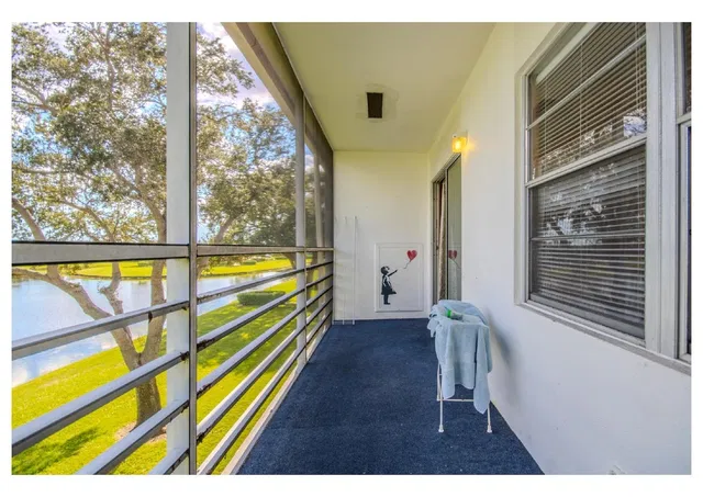 Unit 251 photo 25
