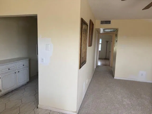 Unit 251 photo 32