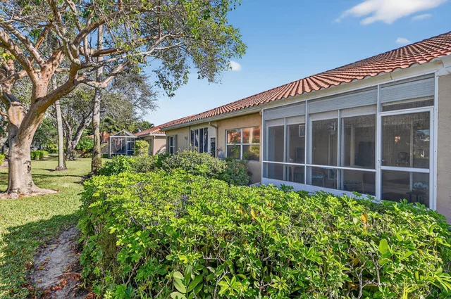 Residence photo 14