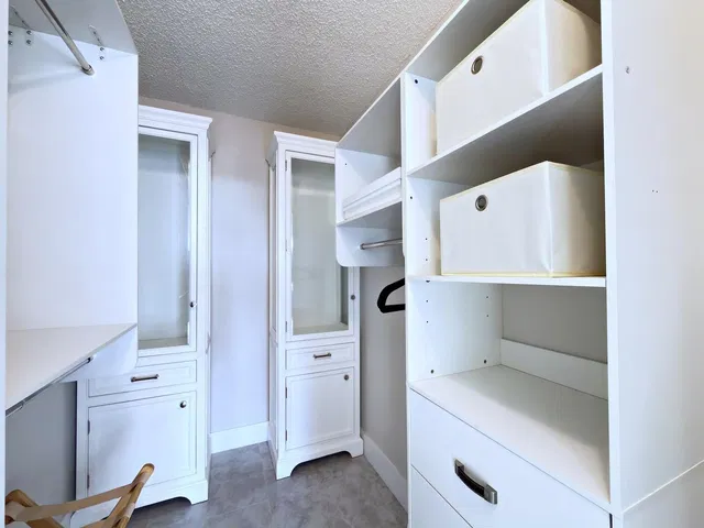 Barclay Condo Unit 316 photo 14