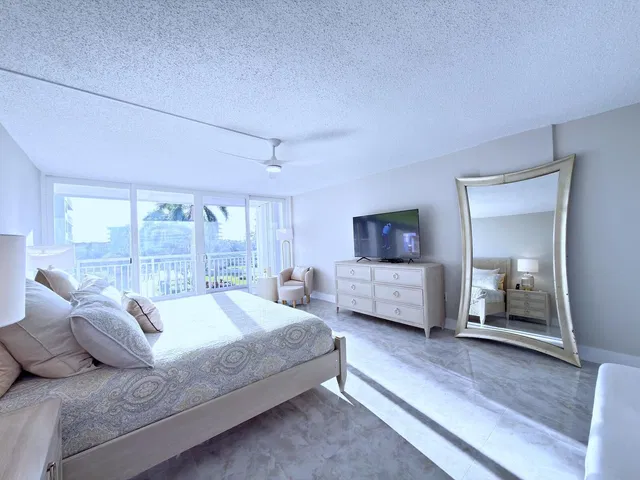 Barclay Condo Unit 316 photo 15