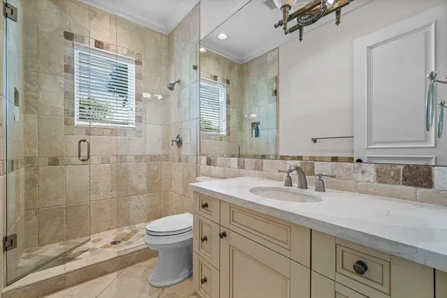 Residence photo 10