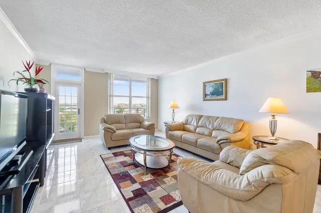 Boca Raton Unit 4 B photo 2