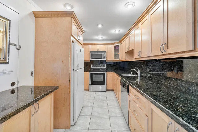 Boca Raton Unit 4 B photo 5
