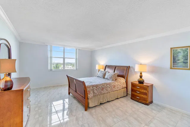 Boca Raton Unit 4 B photo 8