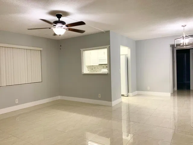 Residence photo 7