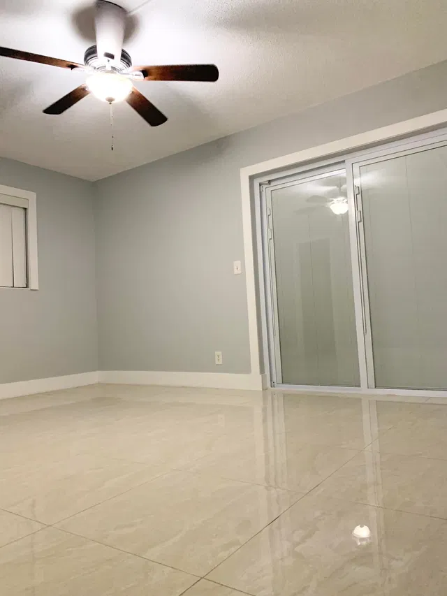 Residence photo 22