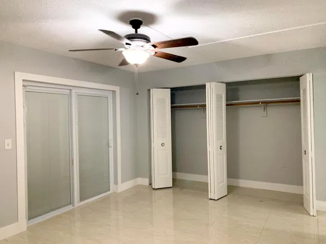 Residence photo 24