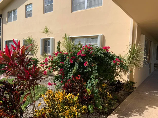 Residence photo 31