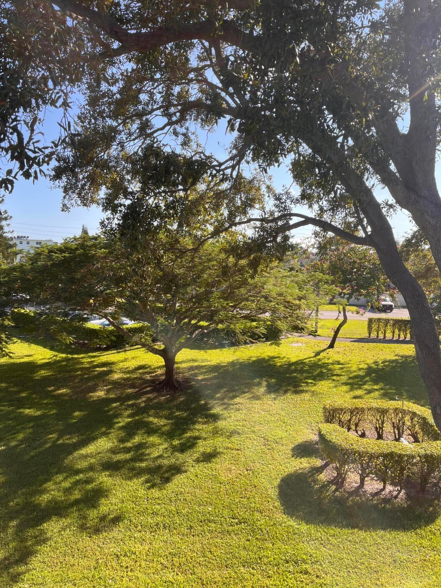 Residence photo 19