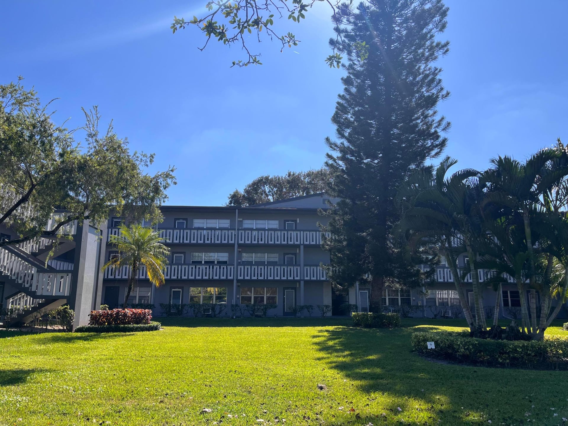 Residence photo 20