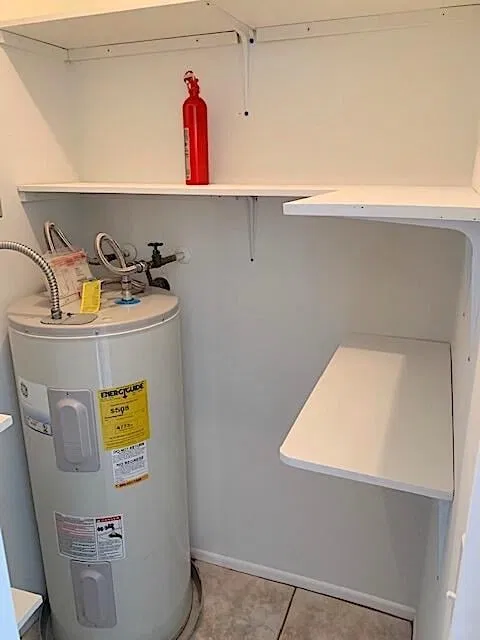 Unit H photo 10