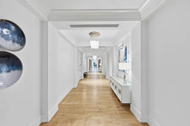 Residence photo 23
