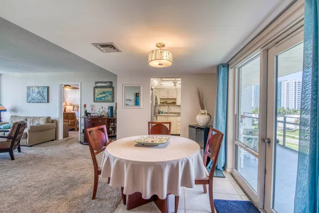 Golfview North Palm Beach I Unit 518 photo 11