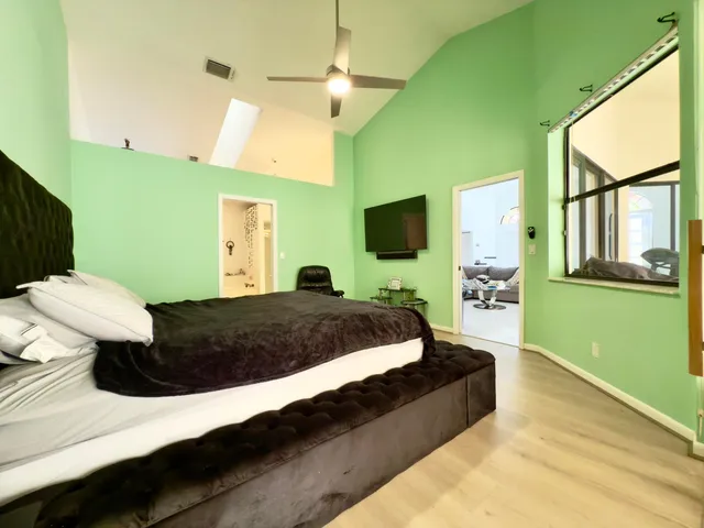 Residence photo 15