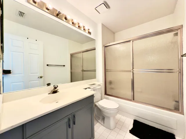Residence photo 23