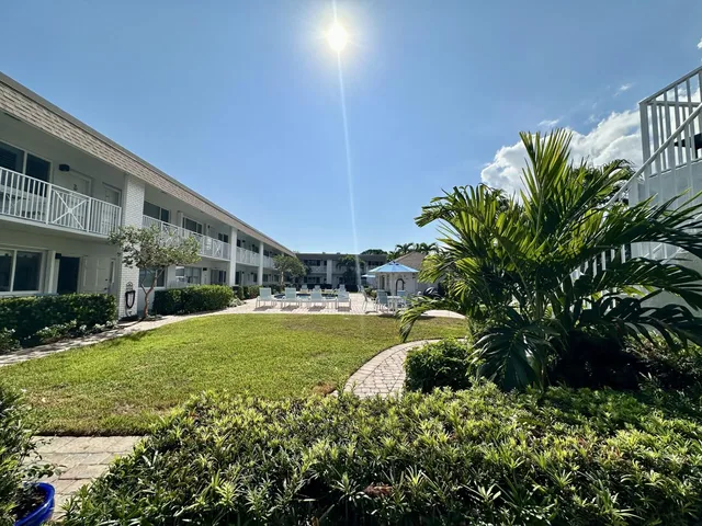 Palm Trail Delray Beach Unit 102 photo 20