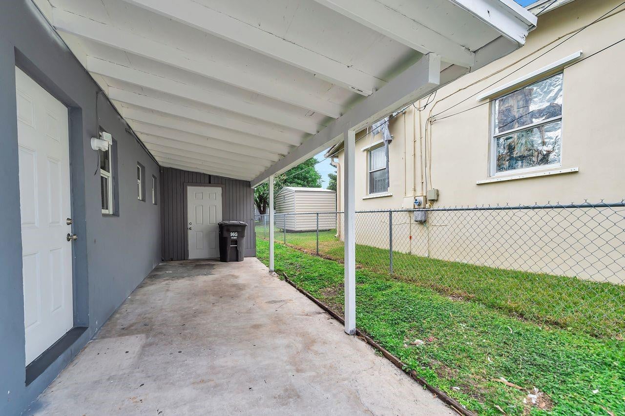 Residence photo 23