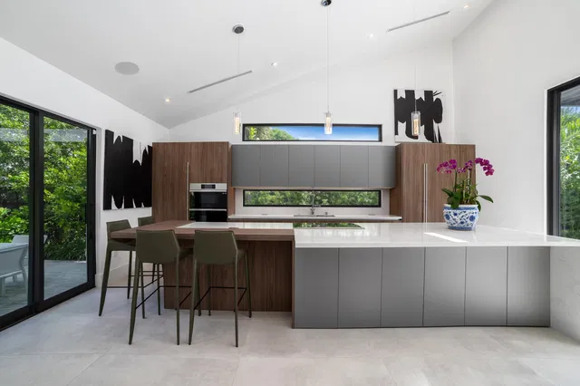 SoSo West Palm Beach Residence photo 6