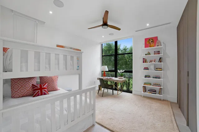 SoSo West Palm Beach Residence photo 16