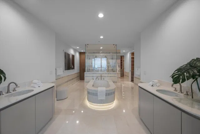 Forte on Flagler Unit 2201 photo 11