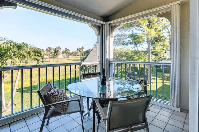 PGA National Palm Beach Gardens Residence photo 44