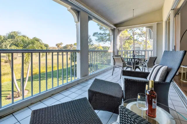 PGA National Palm Beach Gardens Residence photo 46