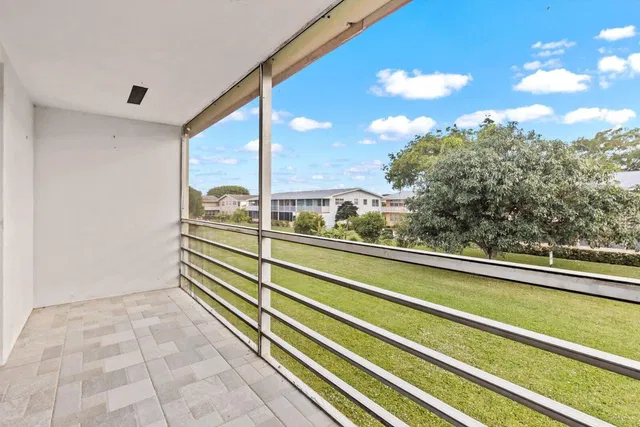 Residence photo 14