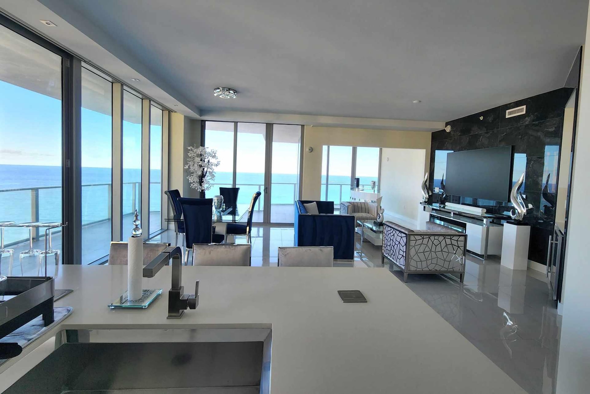 Amrit Ocean Resort & Residences Unit H-1503 photo 10