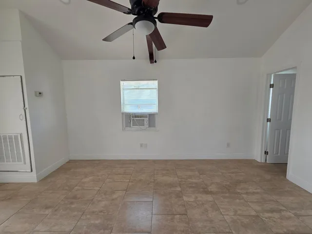  Residence photo 22