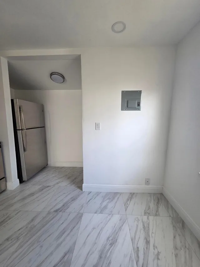  Residence photo 33
