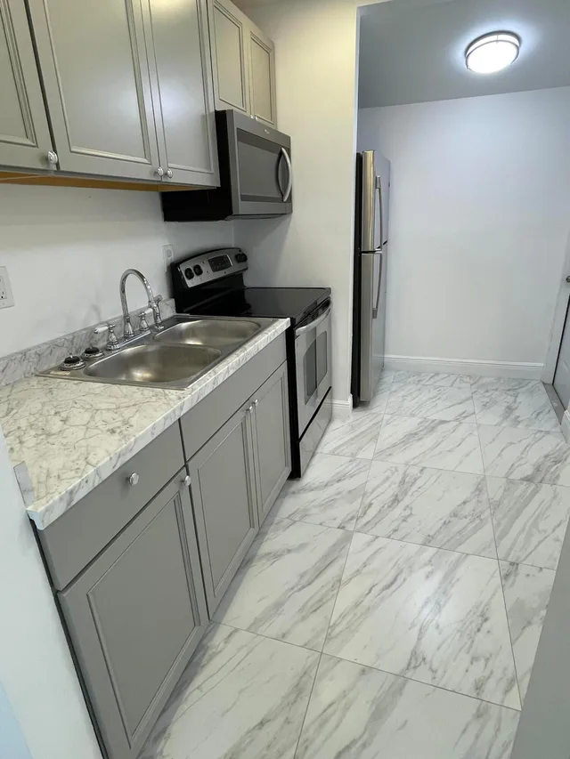  Residence photo 35