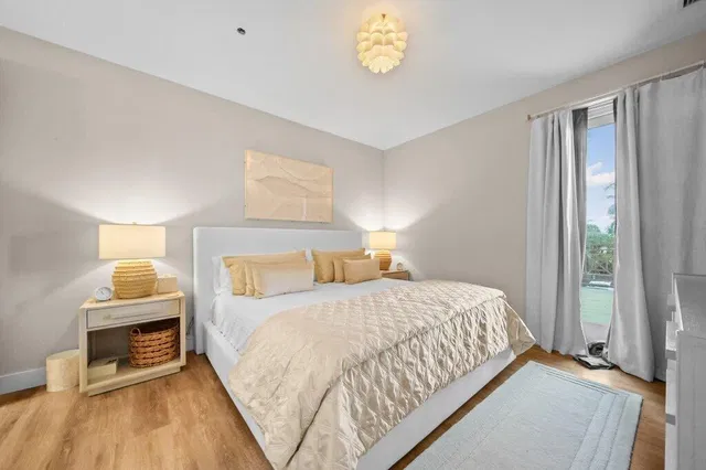 Unit 205 photo 15