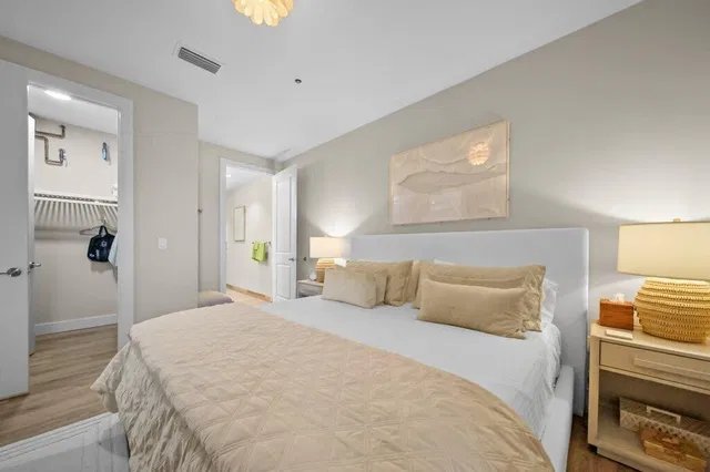 Unit 205 photo 16