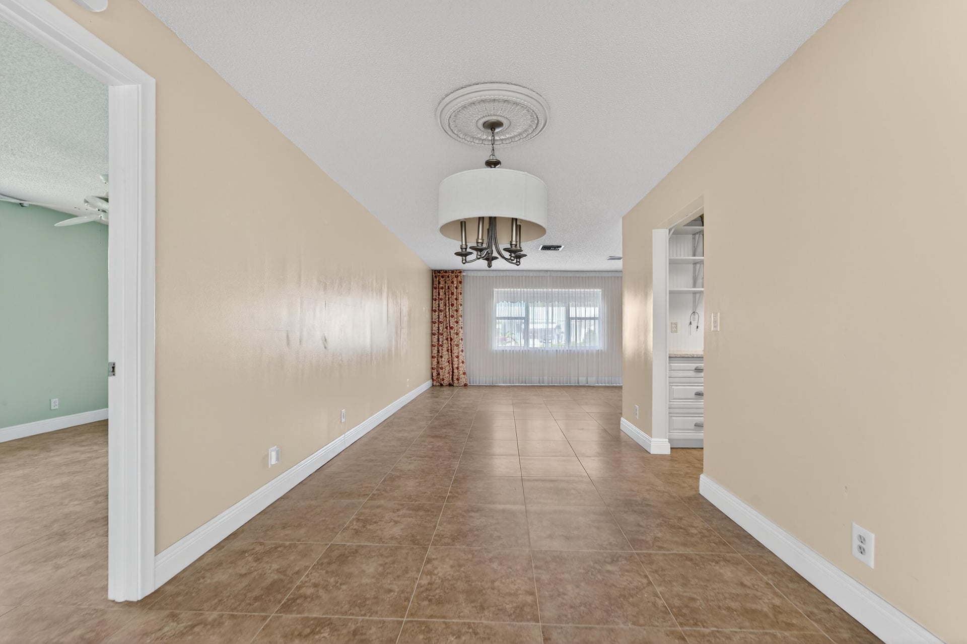 Residence photo 14