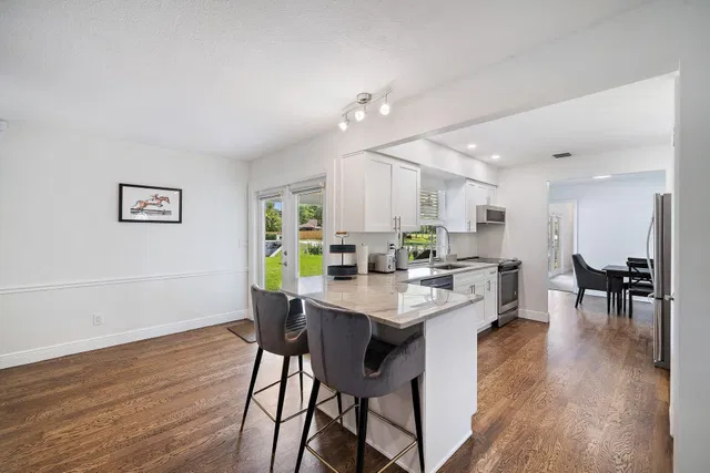 Residence photo 28