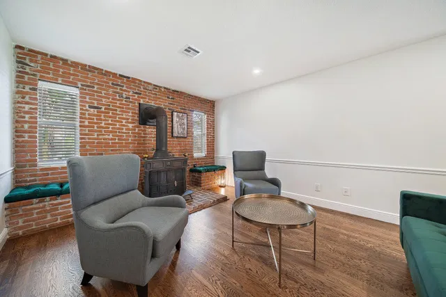 Residence photo 32