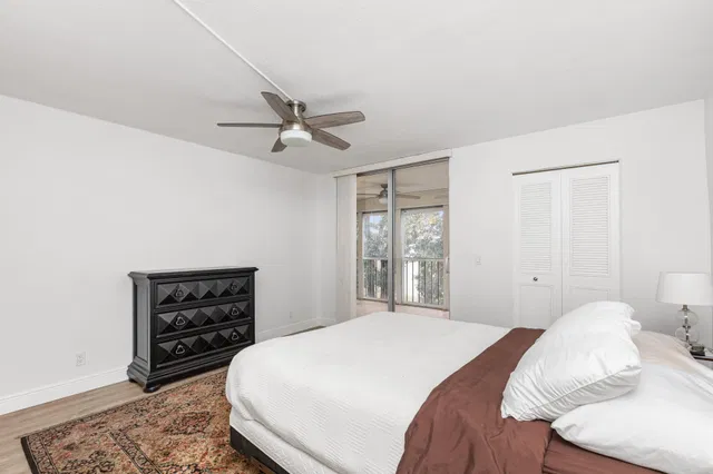 Unit 4080 photo 16