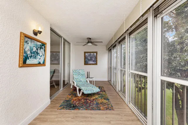 Unit 4080 photo 29