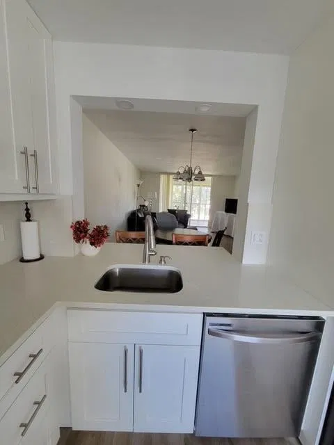 Unit 4080 photo 3