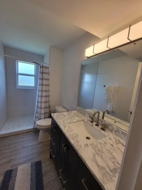 Unit 4080 photo 7