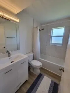 Unit 4080 photo 10