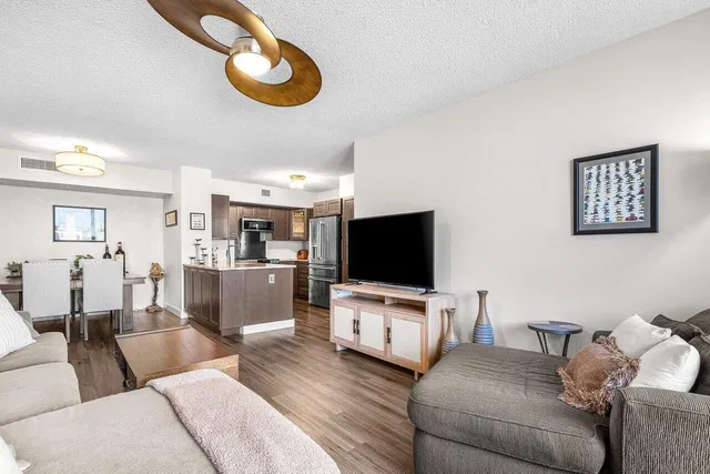 The Tower Condominium at Cityplace Unit 410 photo 7