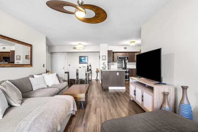The Tower Condominium at Cityplace Unit 410 photo 8