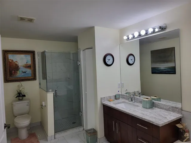 Residence photo 10