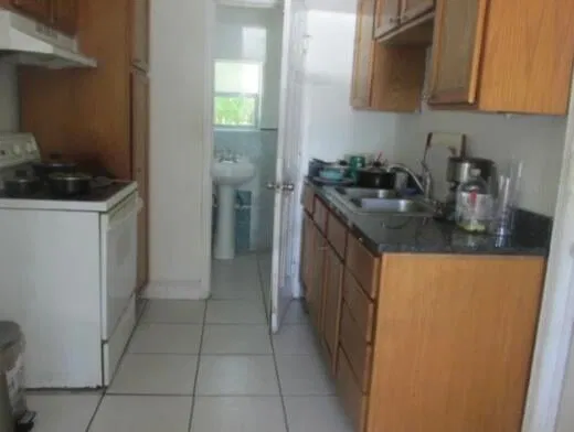 Residence photo 5
