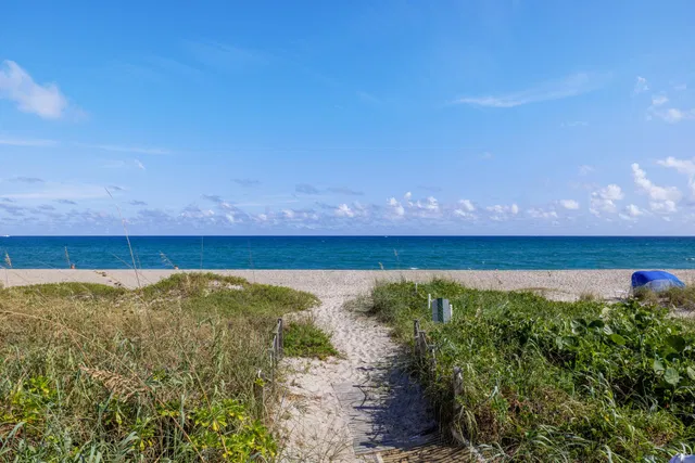 2778 S Ocean Boulevard #203s